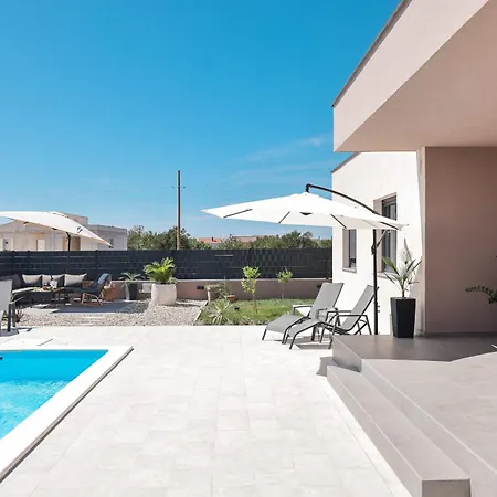 Vila Mindula Zadarvillas