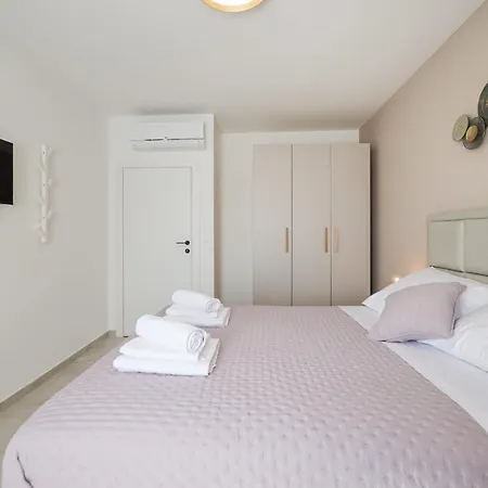 Mindula Zadarvillas Vila