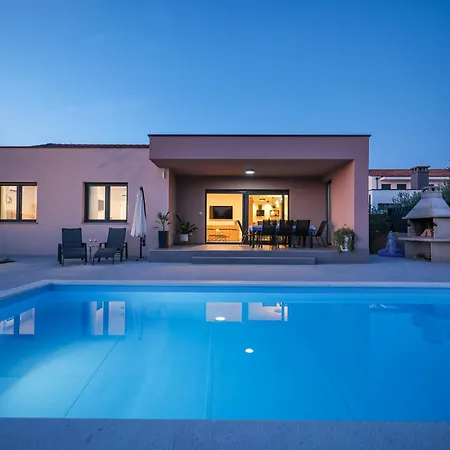 Vila Mindula Zadarvillas *