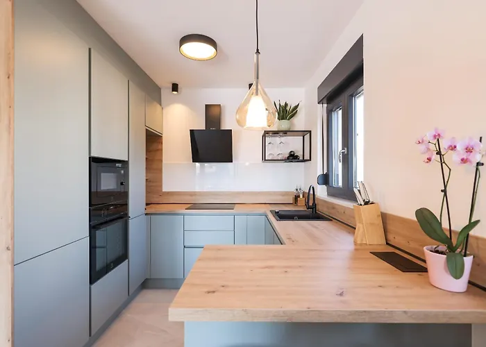 Mindula Zadarvillas * Sukošan