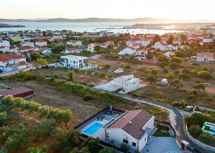 Mindula Zadarvillas Вилла