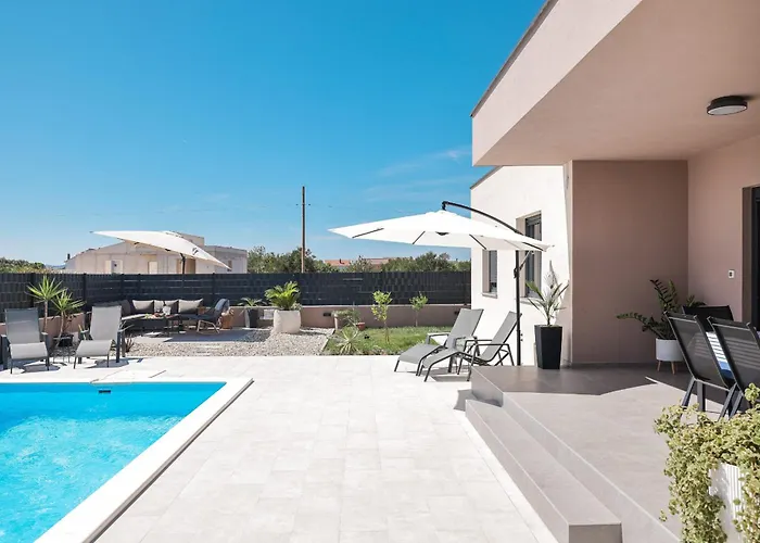 Вилла Mindula Zadarvillas