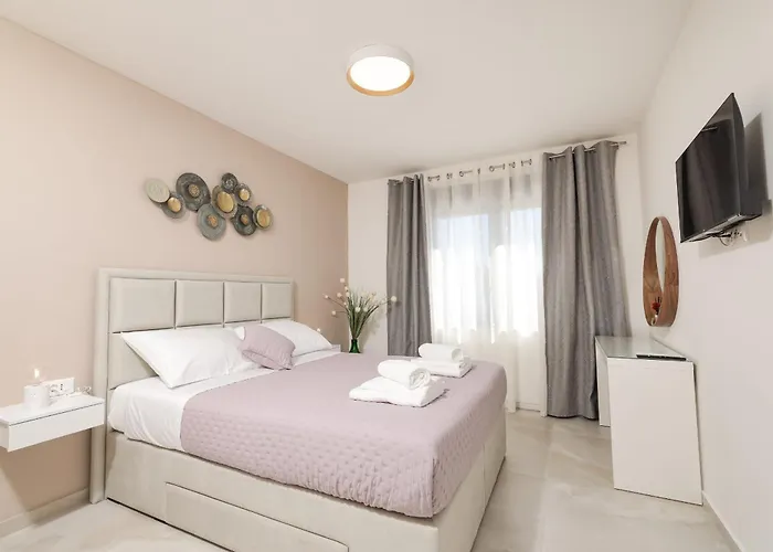 Mindula Zadarvillas Вилла *